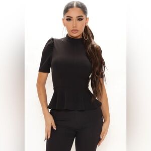 NWT Short Sleeve Peplum Top Black Size XL